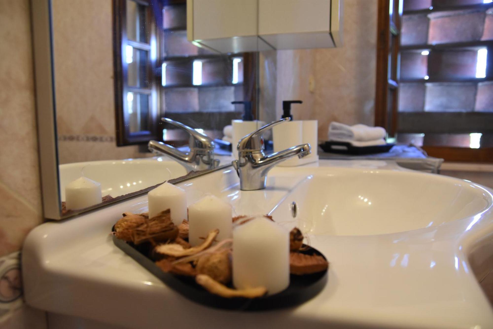 Appartamento Vacanze Sofia House คาปานโนริ ภายนอก รูปภาพ